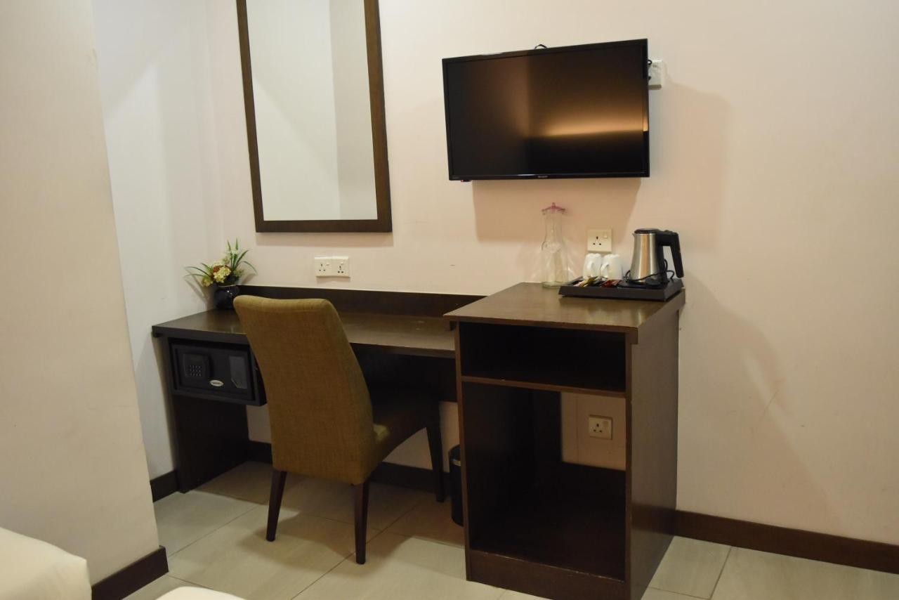 Sunrise Hotel Petaling Jaya Exterior foto